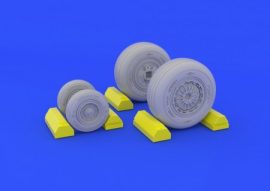 F-4C wheels - 1/48 - Academy