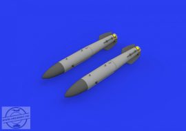 B43-0 Nuclear Weapon w/ SC43-3/ -6 tail assembly - 1/48