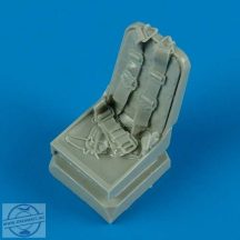Me 262A seat with seatbelts - 1/32