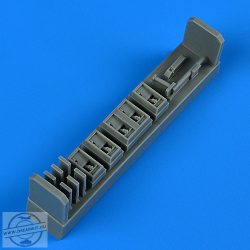 OV-10A/D Bronco steps - 1/32 - Kittyhawk