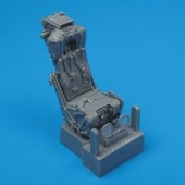 F-4 ejection seats with safety belts - 1/48
