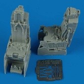F-15E ejection seats with safety belts - 1/48