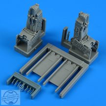F-16I Sufa ejection seats with safety belts - 1/48