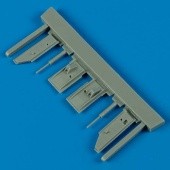 F9F-2 Panther undercarriage covers - Hobbyboss