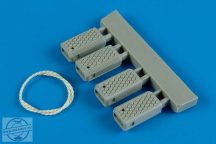   Universal Navy Wheel Chock with Nylon Rope - early prod. - 1/32