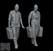 GERMAN SOLDIERS WITH CANISTERS - 1/72