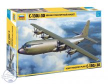 Heavy transport plane C-130J-30 - 1/72